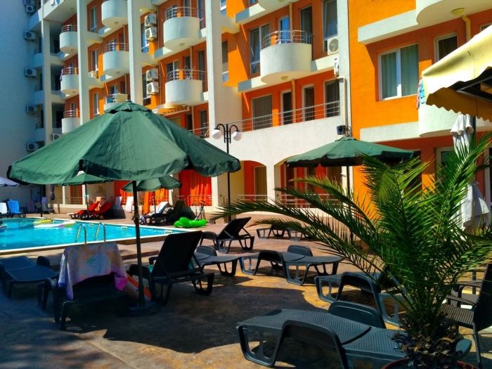 Студия в Pomorie beach resort