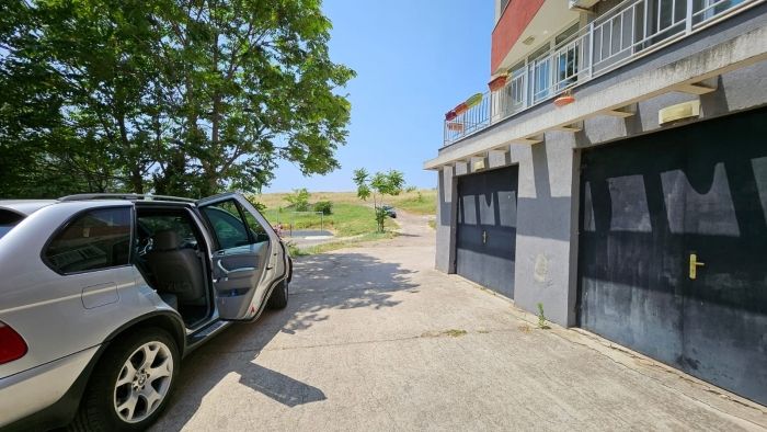 Бургас, Болгария. Квартира в продаже Гараж в Бургасе квартал Меден рудник лот №2670