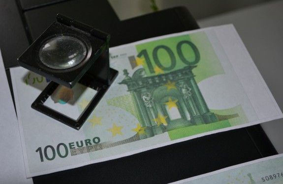 Фальшивые евро печатают в Болгарии